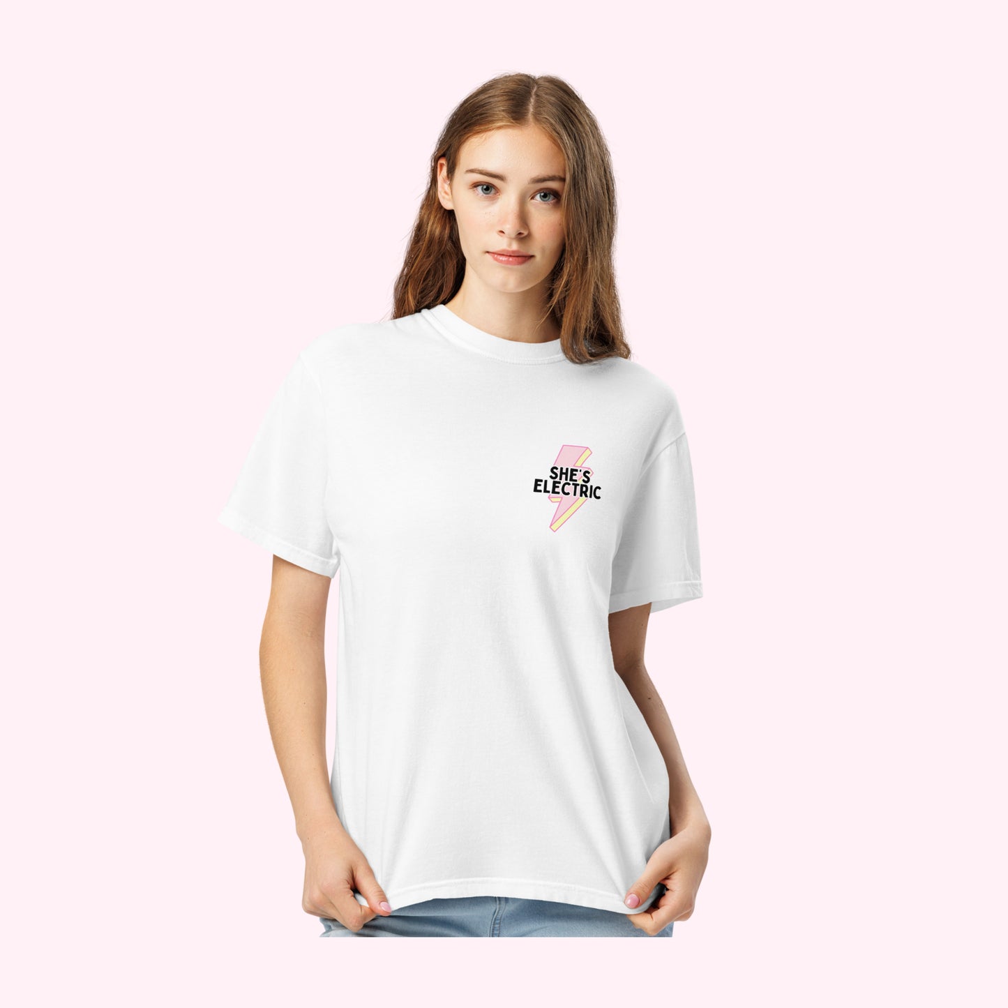 She's Electric printed t-shirt.