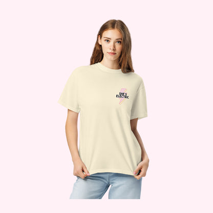 She's Electric printed t-shirt.