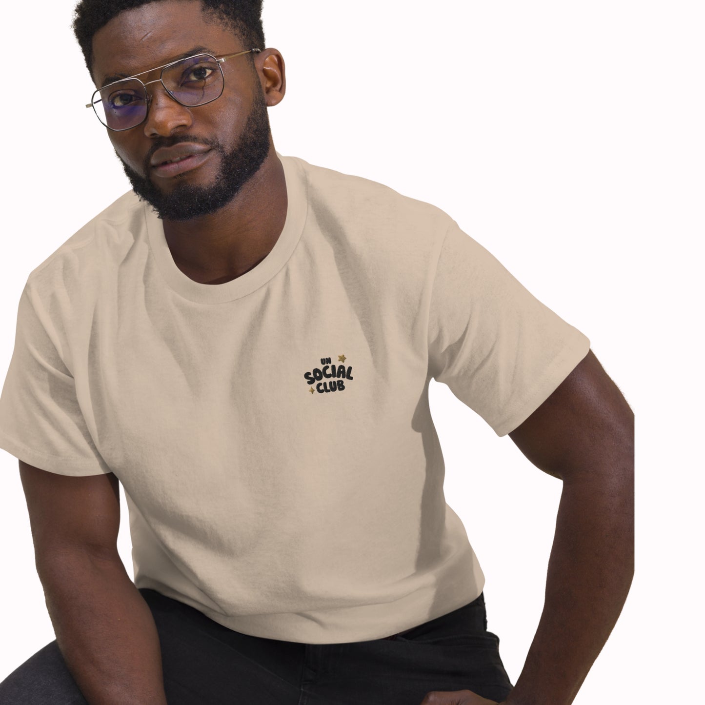 Un Social Club Embroidered T-Shirt